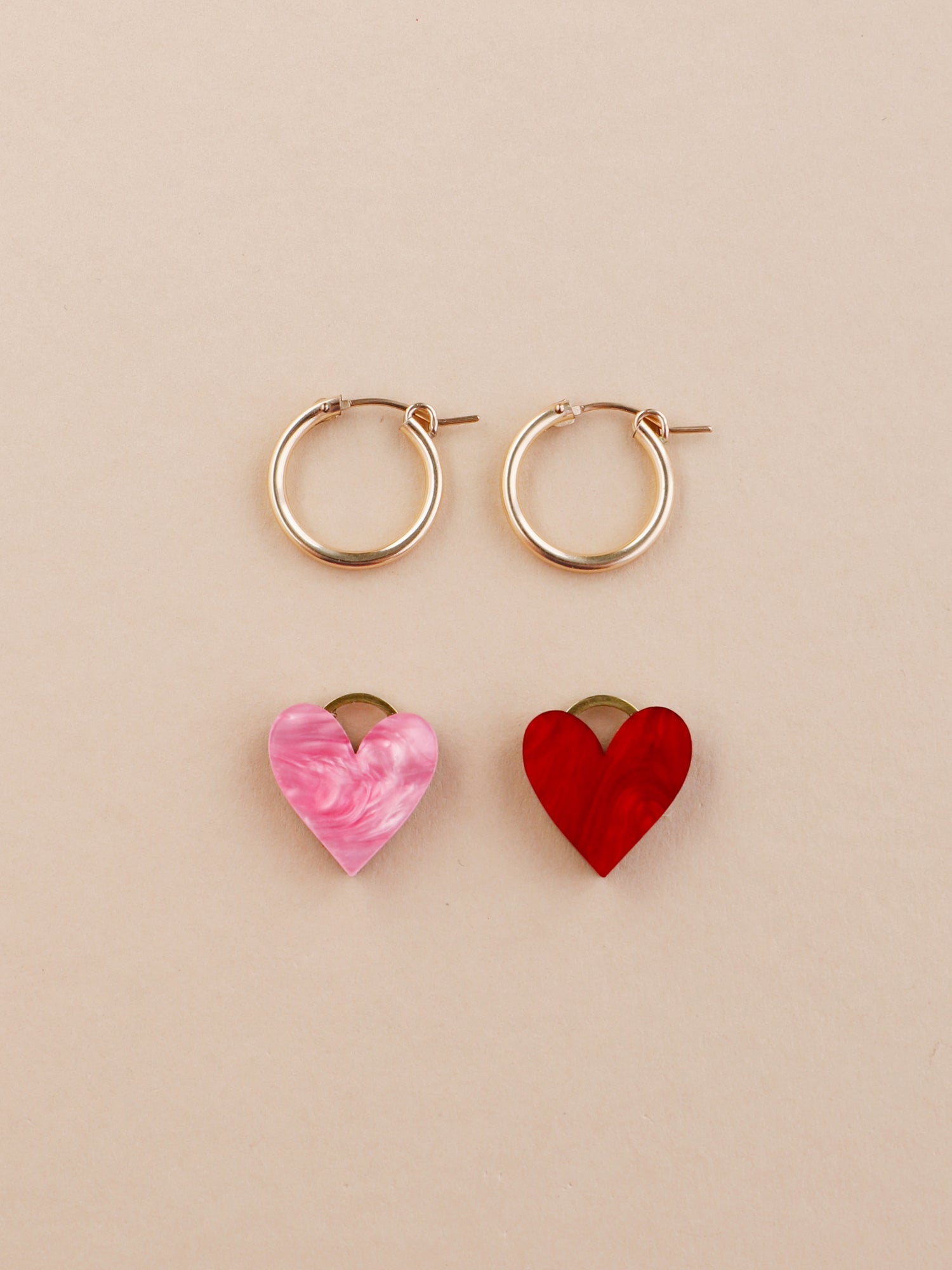 Jessie Hoops in Pink/Red