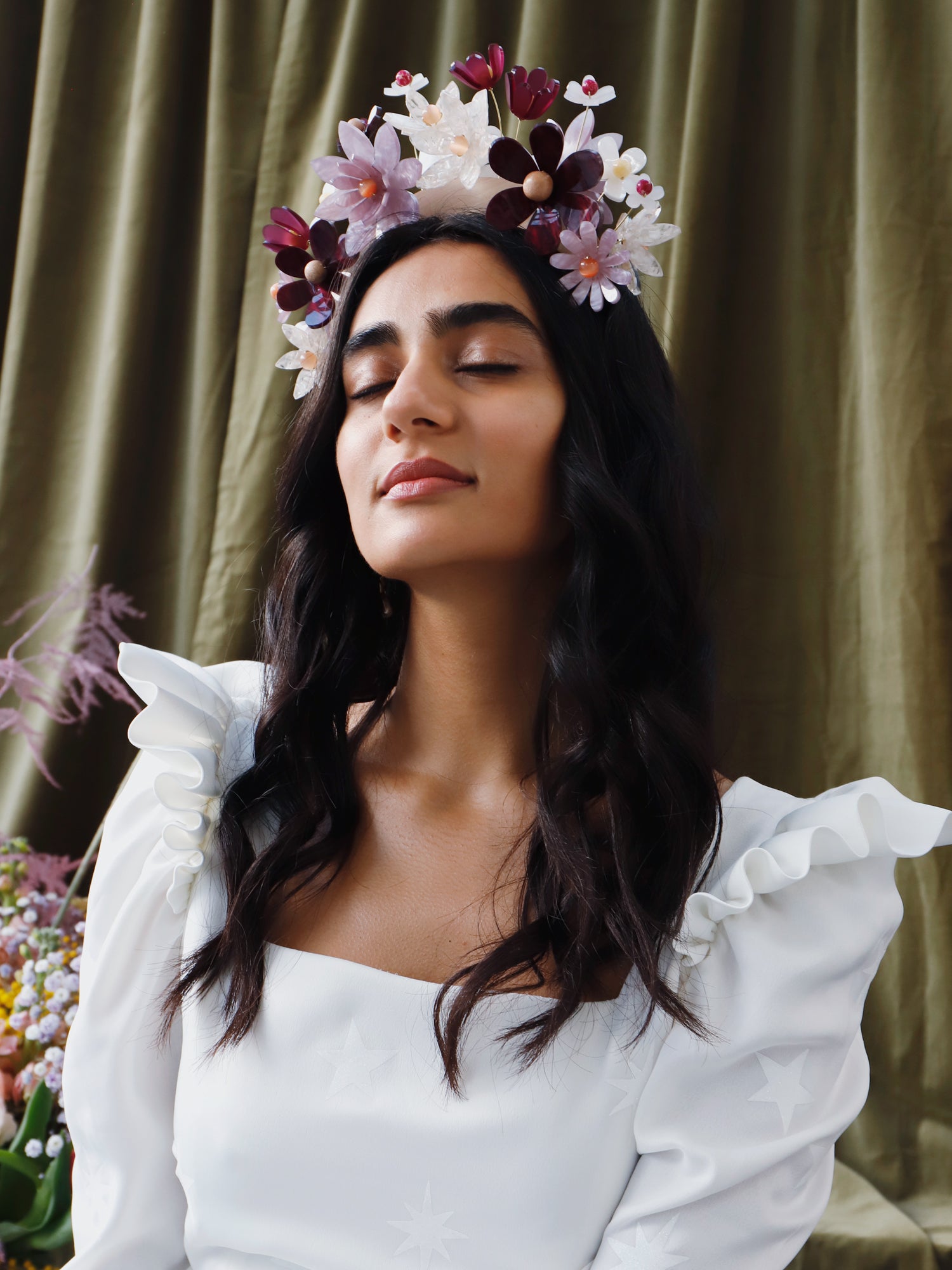 Hand-formed flower acrylic headpiece. Made from acrylic, FSC approved wood with gold-tone or black metal hair combs. Handmade in the UK by Wolf & Moon.